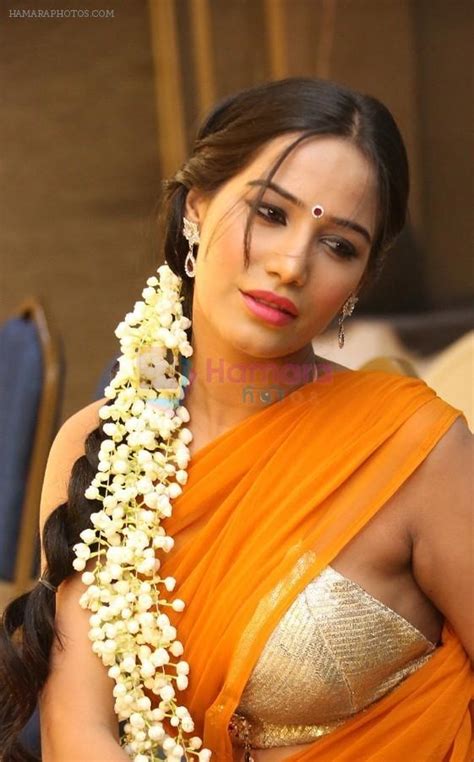 poonma pandey|Bollywood actress and model Poonam Pandey。